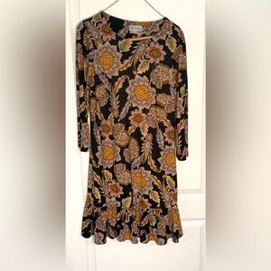 Marc New York Floral Black and Gold Women's Dress flutter sleeves size 8